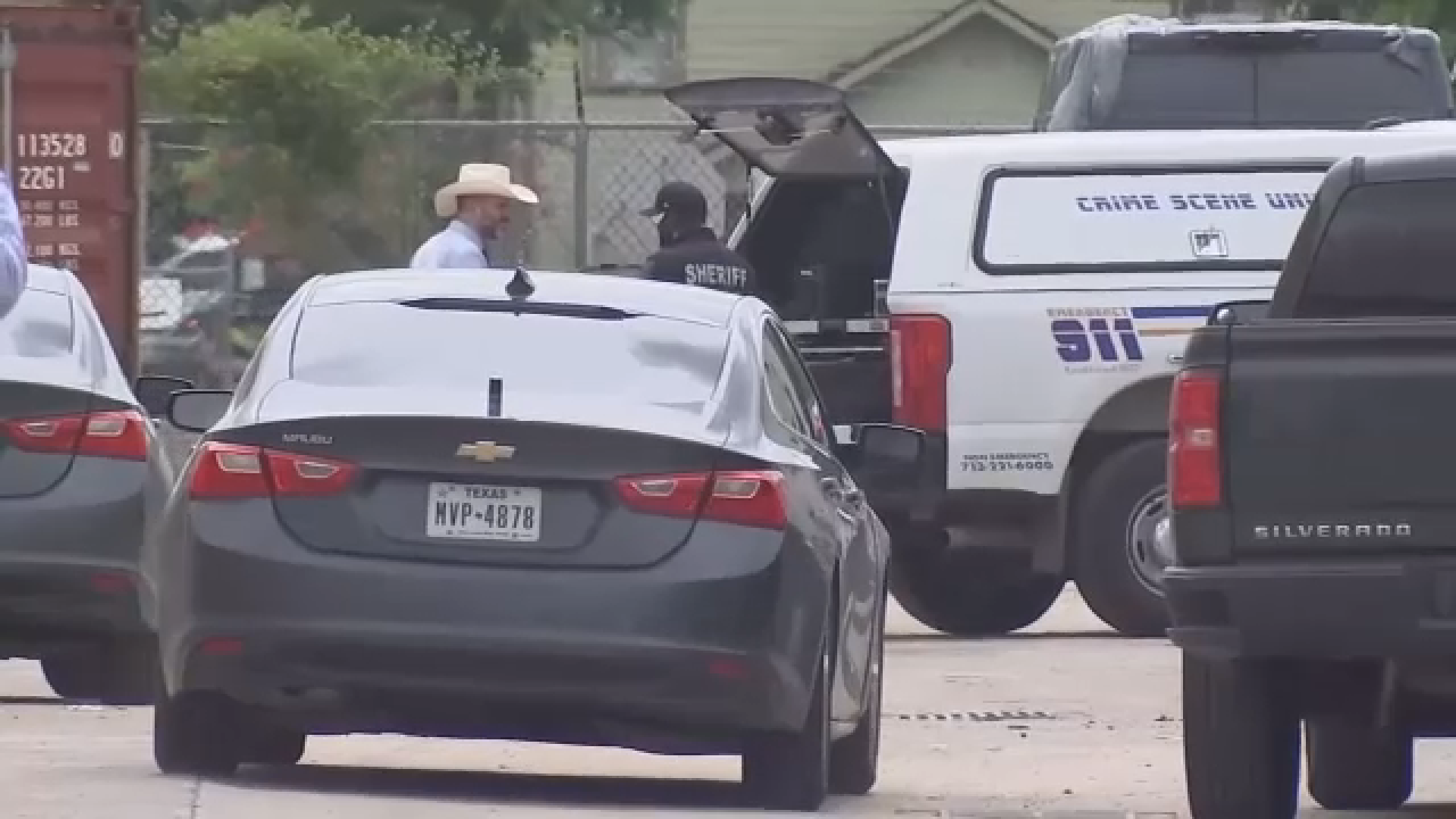 Decomposing bodies of 2 men found in vehicle bought at Harris County, Texas auction