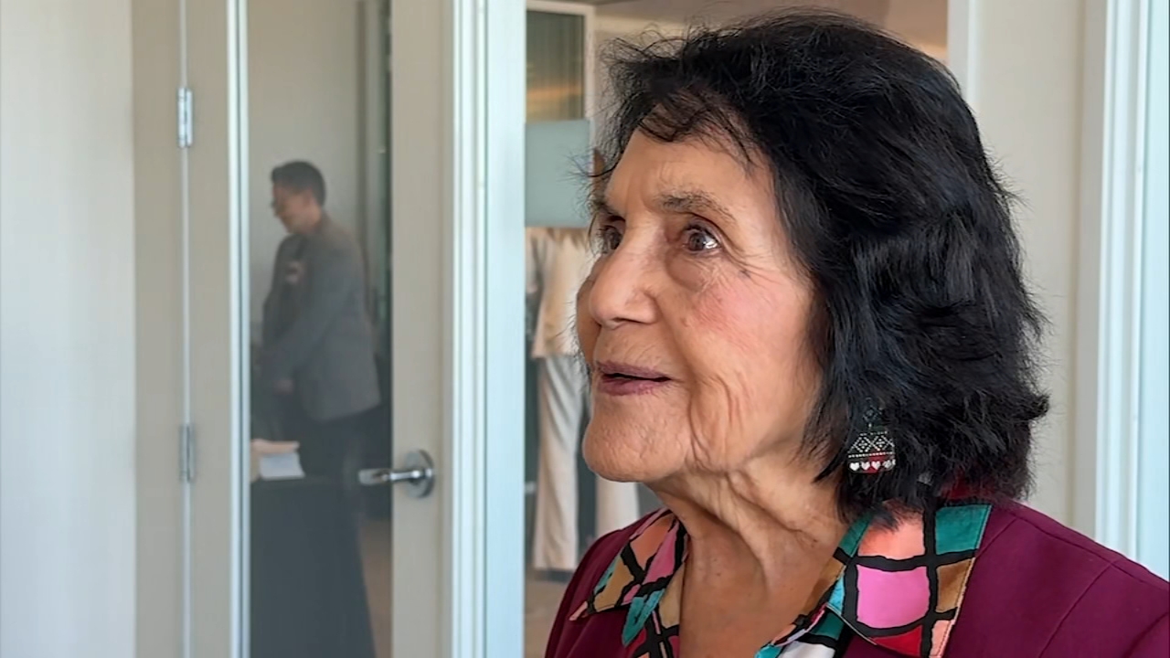 Dolores Huerta urges unity at San Francisco Human Rights Summit