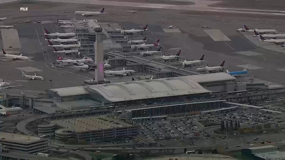 JetBlue pilot reports hitting drone as flight approached landing at JFK Airport
