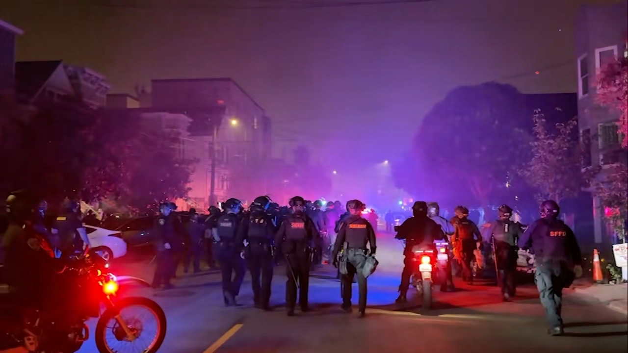 SF police in riot gear crack down on 4th of July illegal fireworks shows: 'It was crazy'