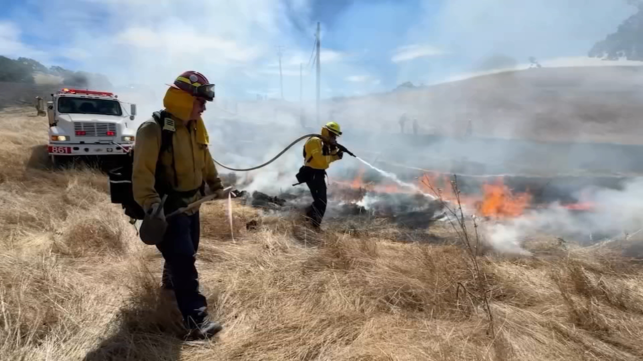 Bay Area firefighters train with controlled burn while also reducing wildfire risk