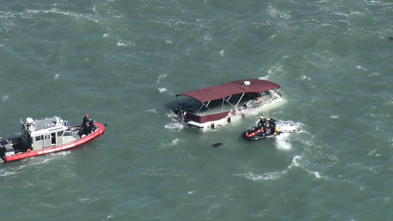 1 killed, 2 missing after boat sinks in SF Bay near Alcatraz; rescue underway
