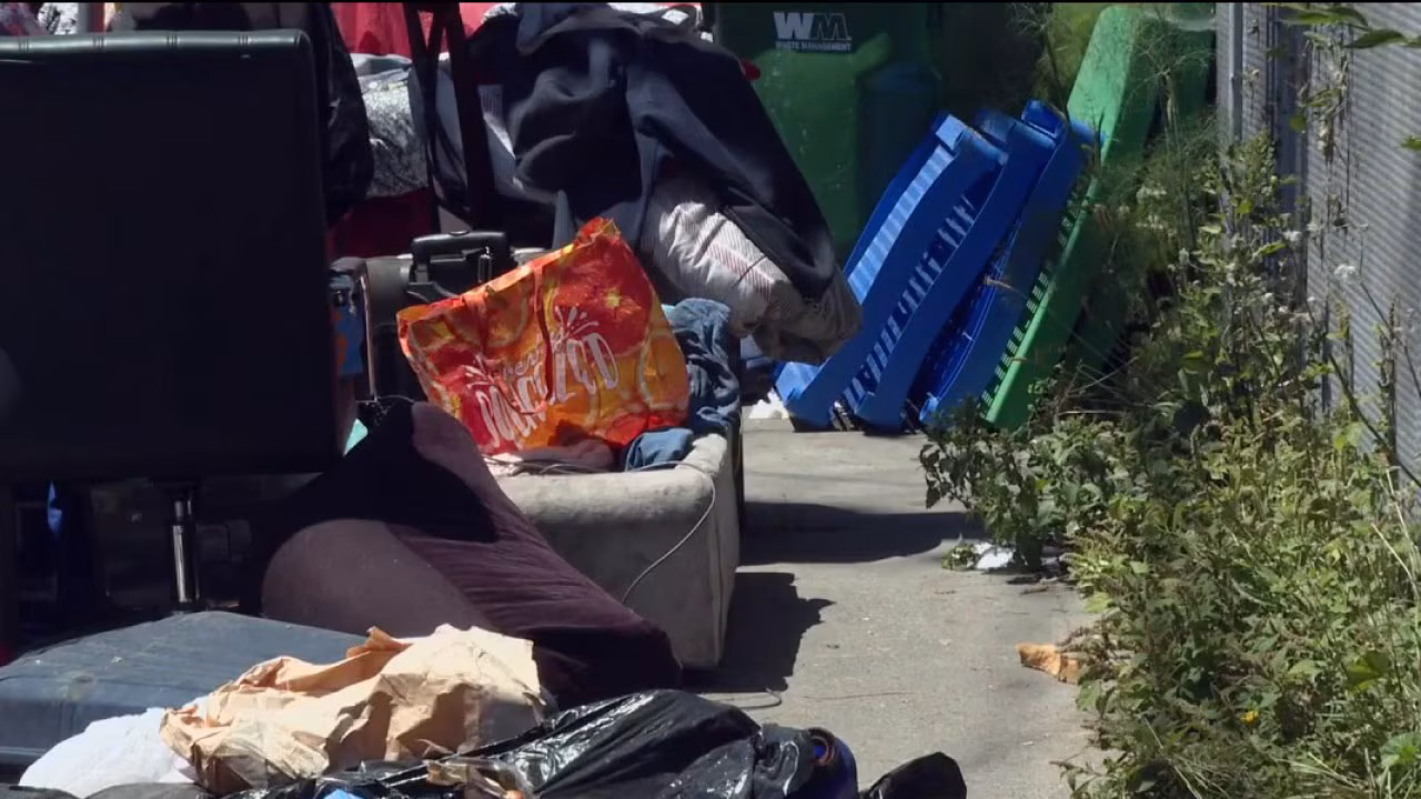 Encampments cover sidewalks in East Oakland, leaving school kids to walk in the street