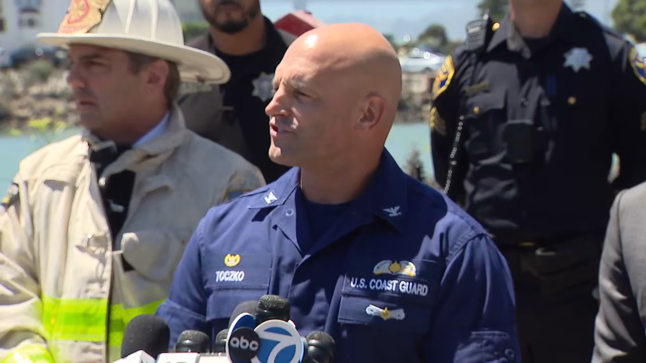 Fishermen credited in saving lives after boat sinks in San Francisco Bay